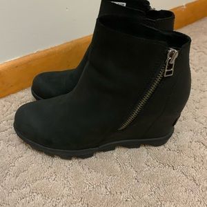 Sorel wedge booties